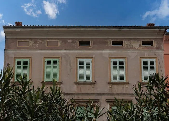 Centro Διαμέρισμα Πούλα